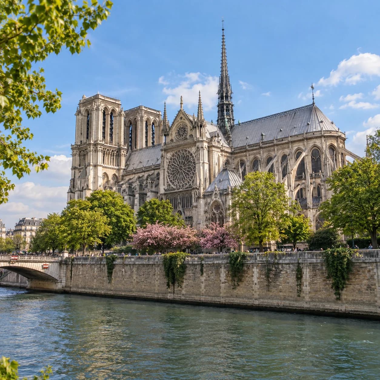 Photo réaliste: Coloriage de Notre-Dame de Paris